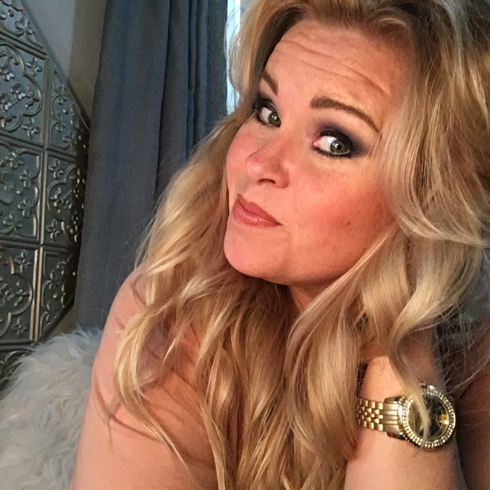 Meet your Posher, Marci